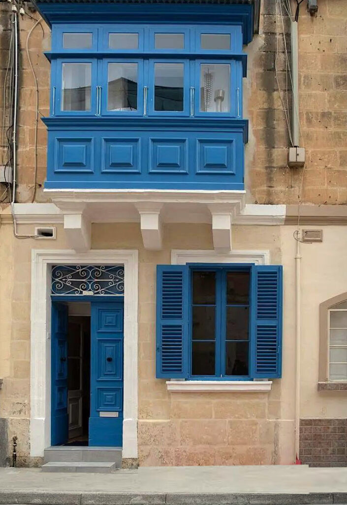 Similar Front